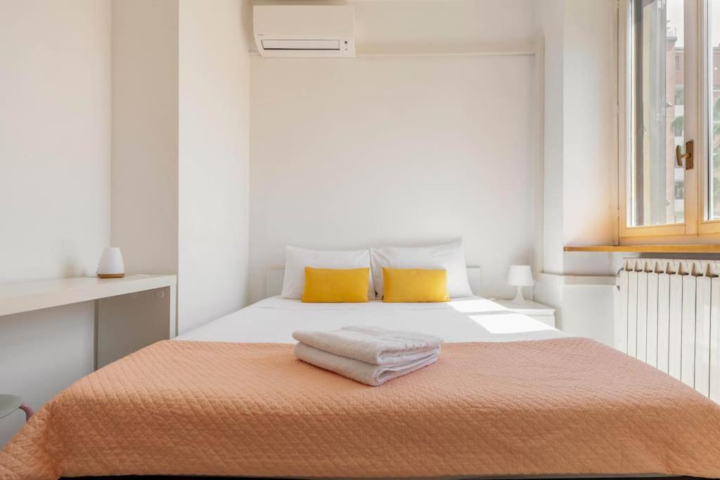 Marghera House - San Siro Netflix & Wifi ミラノ エクステリア 写真